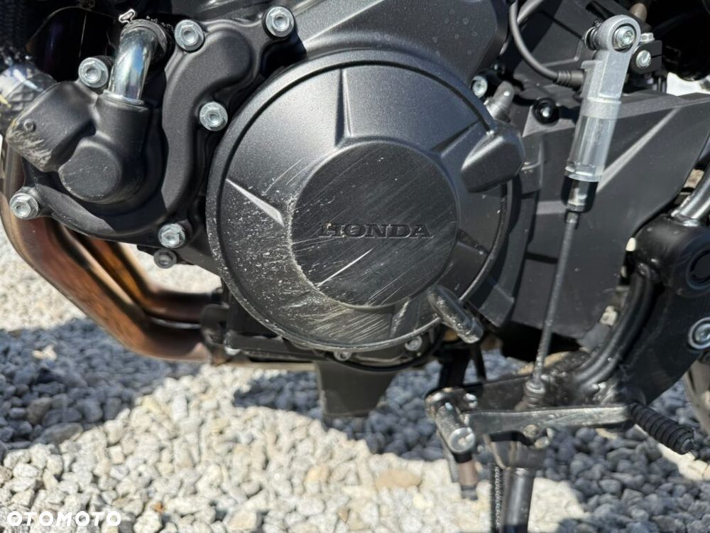 Honda CB - 17