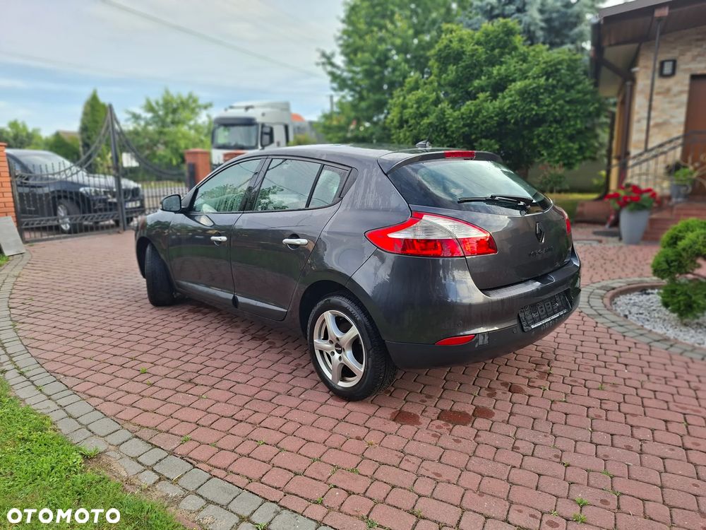 Renault Megane - 2