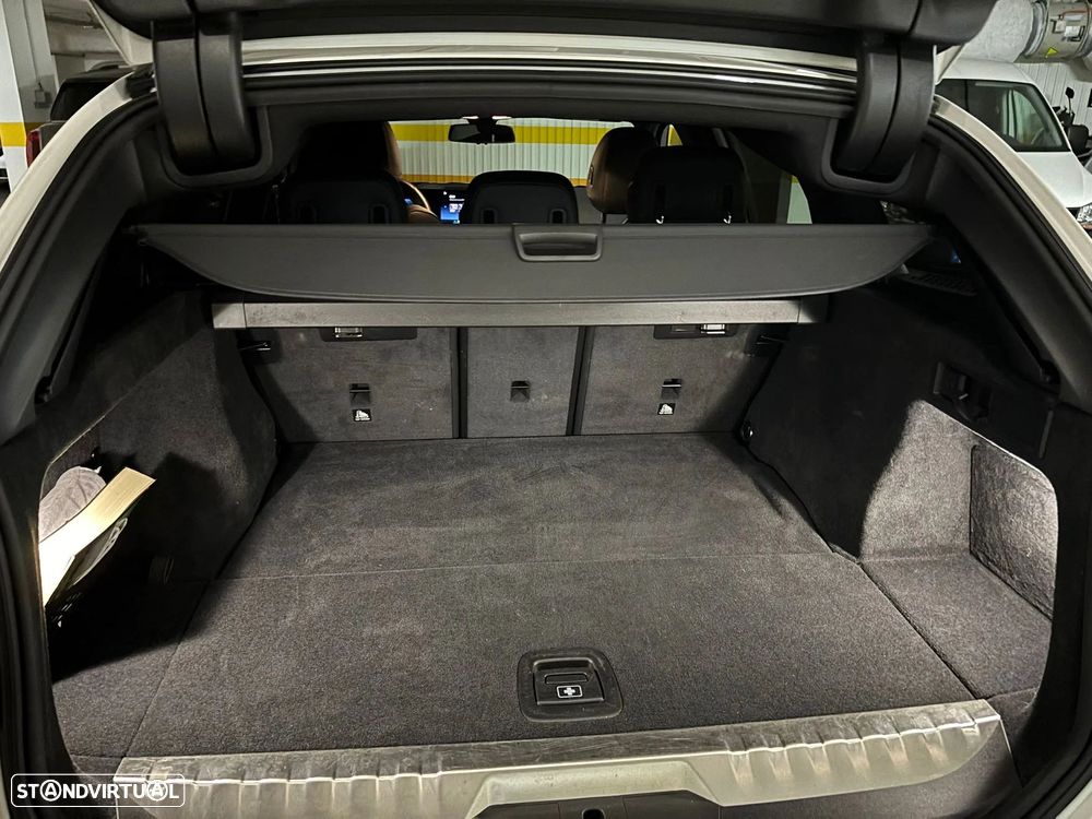 BMW 330 Gran Turismo i Pack M Auto - 5