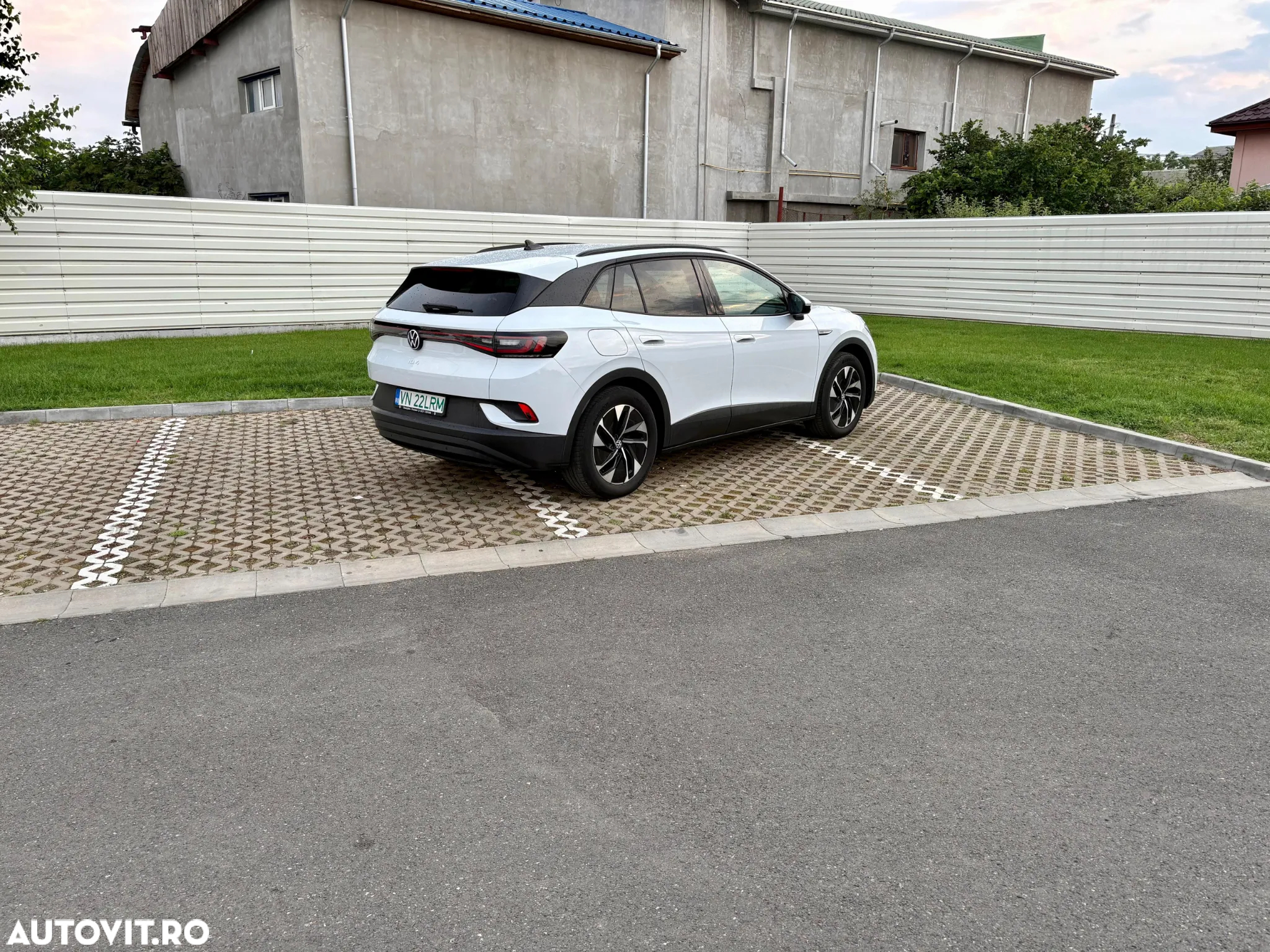 Volkswagen ID.4 77 kWh Pro - 4