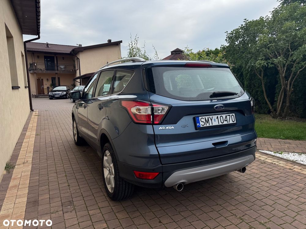 Ford Kuga 1.5 EcoBoost 2x4 Titanium - 10