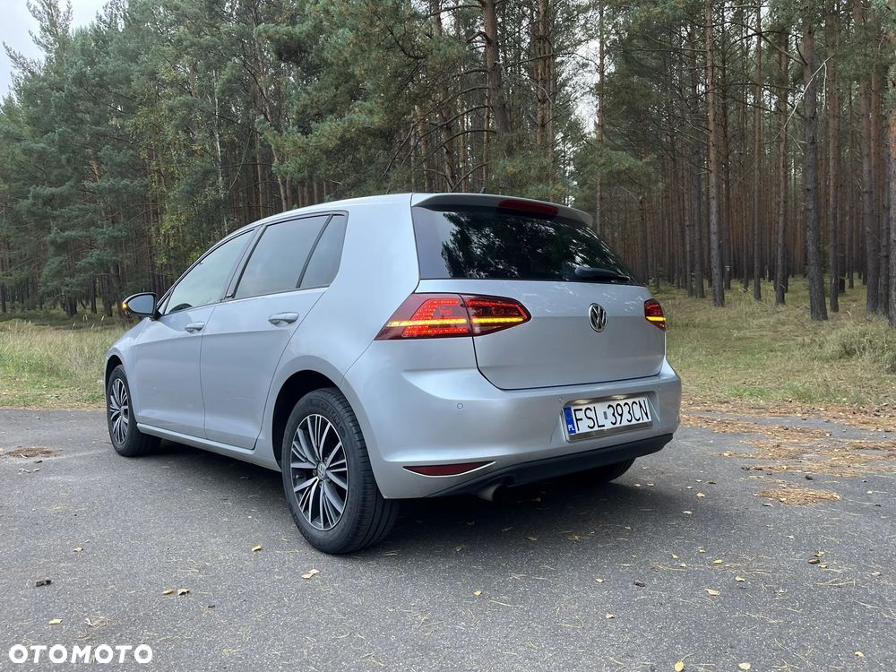Volkswagen Golf VII 1.2 TSI BMT Comfortline - 3