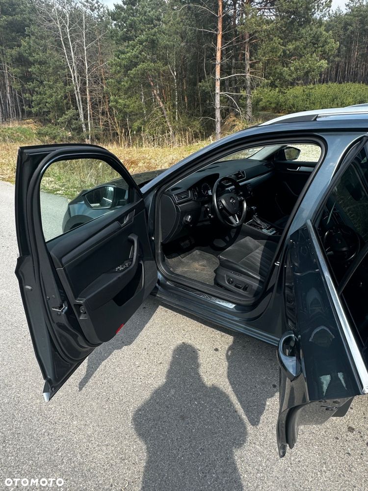 Skoda Superb 1.6 TDI Active DSG - 9