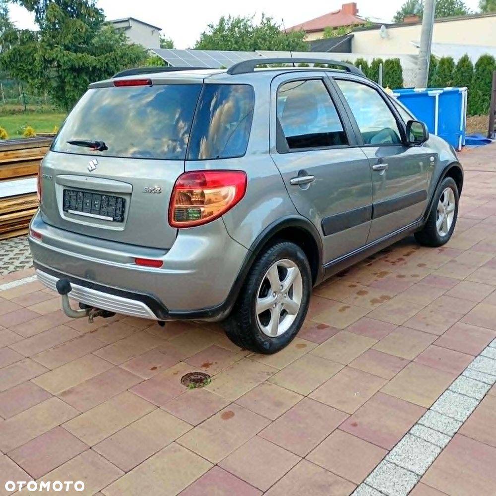 Suzuki SX4 - 3