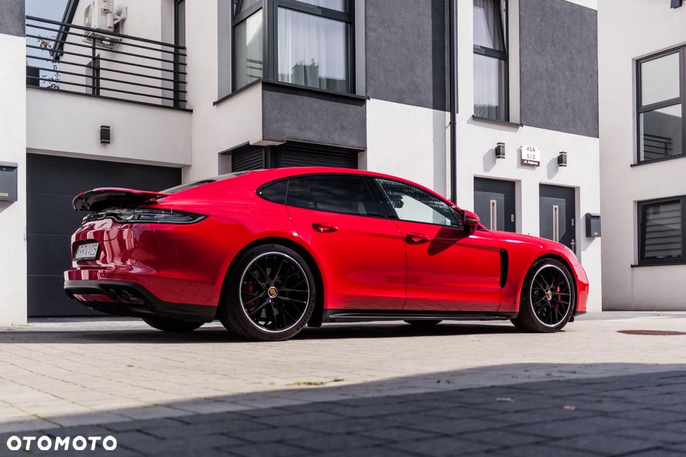 Porsche Panamera GTS - 7