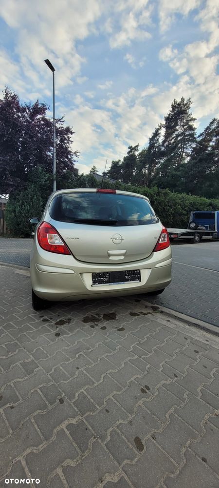 Opel Corsa - 15