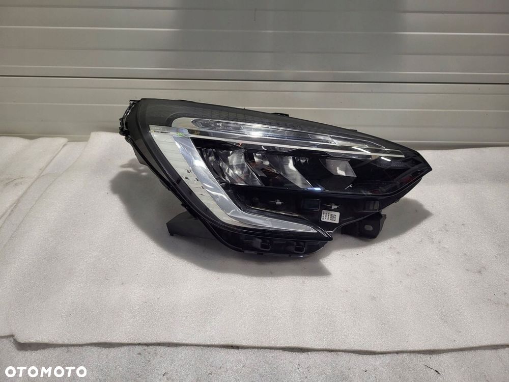 renault clio v full led 1 moduł ciemny środek przód strona prawa 260100902r - 1