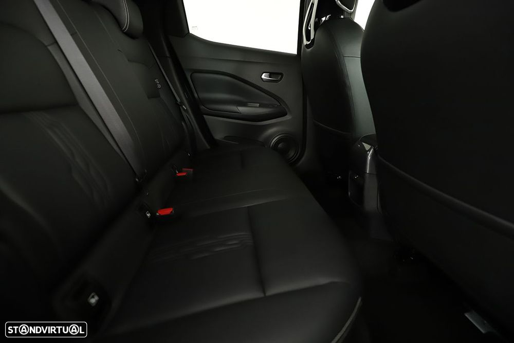 Nissan Juke 1.6 Hybrid Tekna - 23