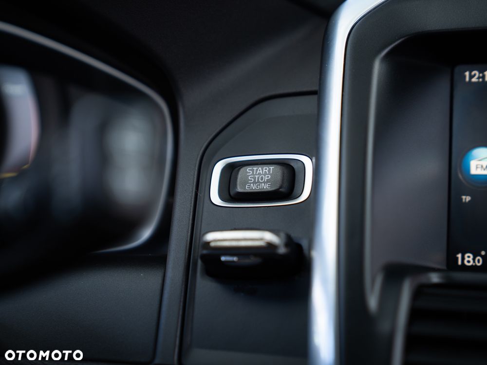 Volvo XC 60 - 36