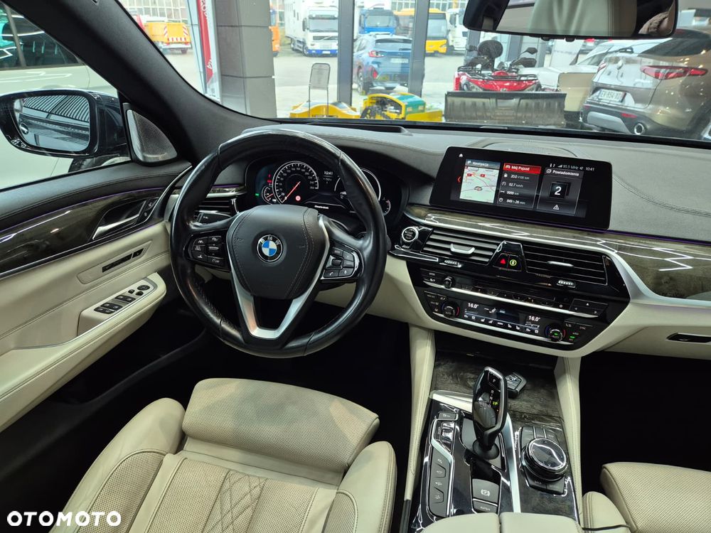 BMW 6GT - 19