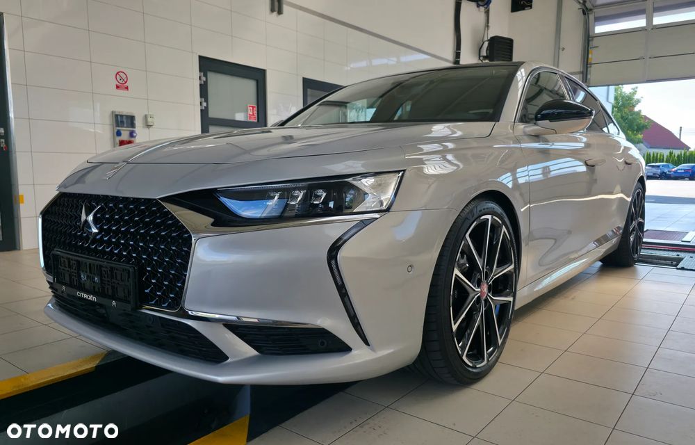 DS Automobiles DS 9 1.6 E-Tense 4x4 Performance Line + - 1