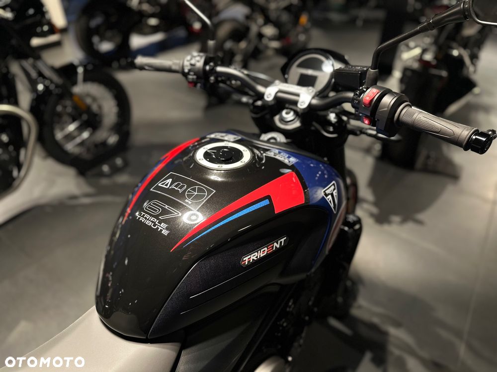 Triumph Trident - 8