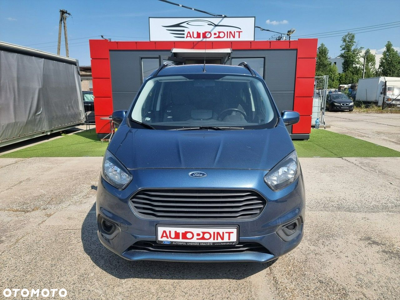 Ford Tourneo Courier - 2