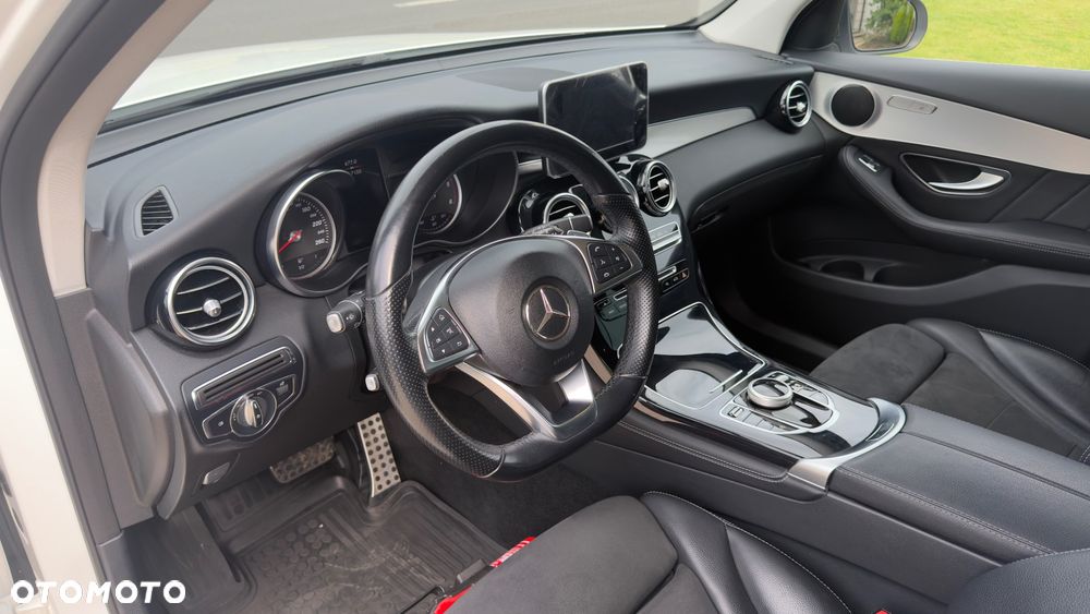 Mercedes-Benz GLC - 9