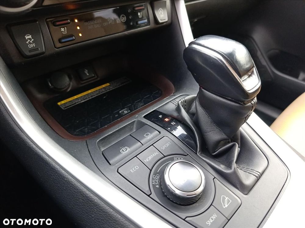 Toyota RAV4 - 26