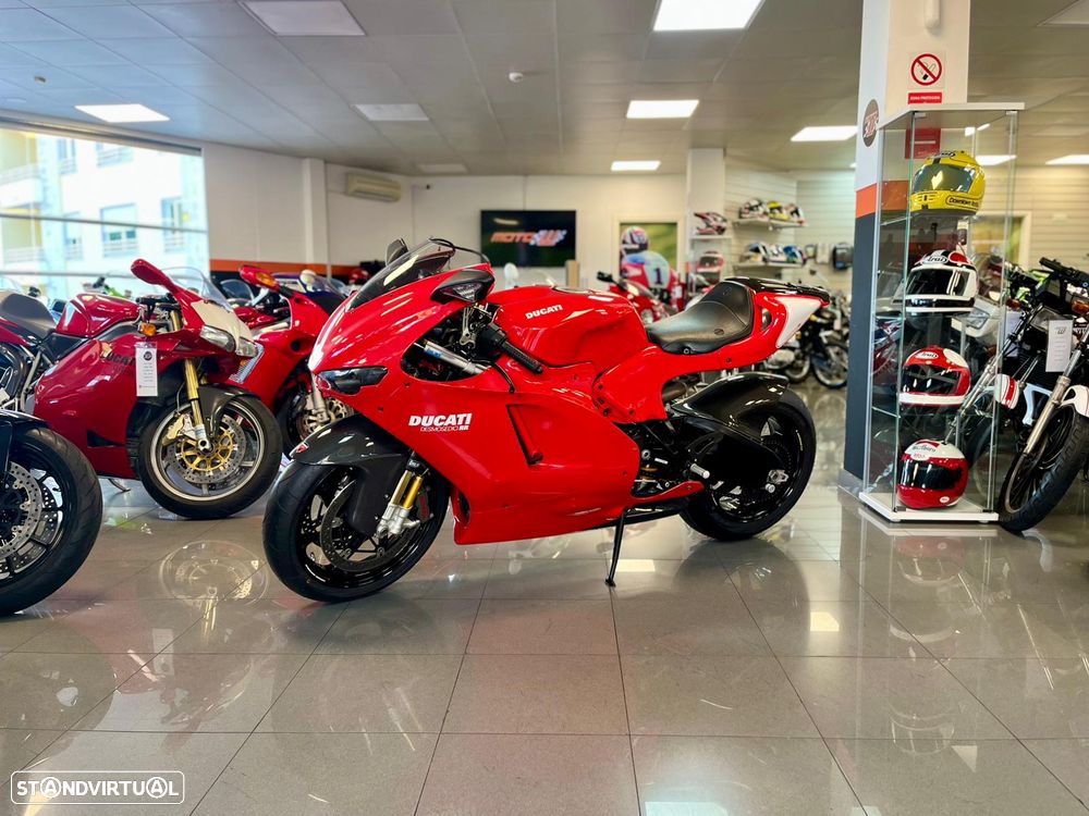 Ducati Desmosedici RR - 2