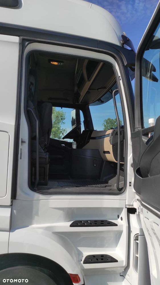 Mercedes-Benz Actros 1845 MEGA Lowdeck - 7