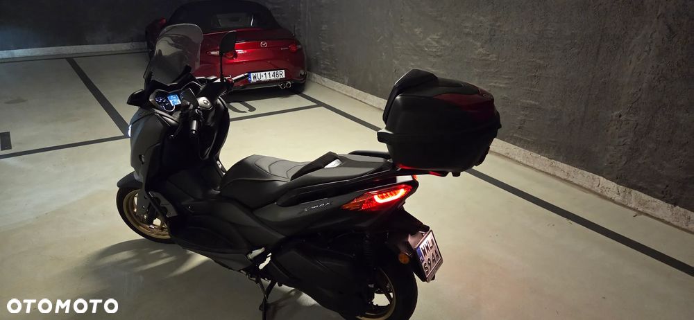 Yamaha X-max - 4