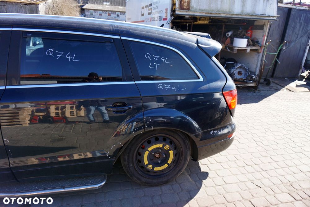 ĆWIARTKA BŁOTNIK TYLNY LEWY Q7 LZ5Q 4L LIFT  AUDI 2009-2015 - 1