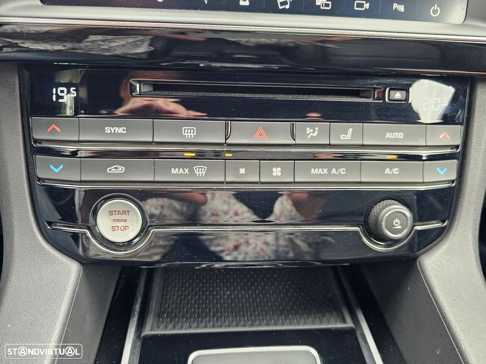 Jaguar F-Pace 25d AWD Aut. Prestige - 26