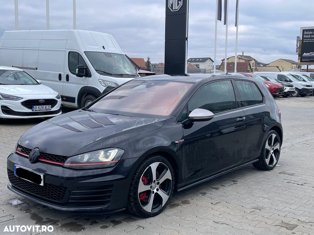 Volkswagen Golf 2.0 TSI BMT GTI Performance - 2