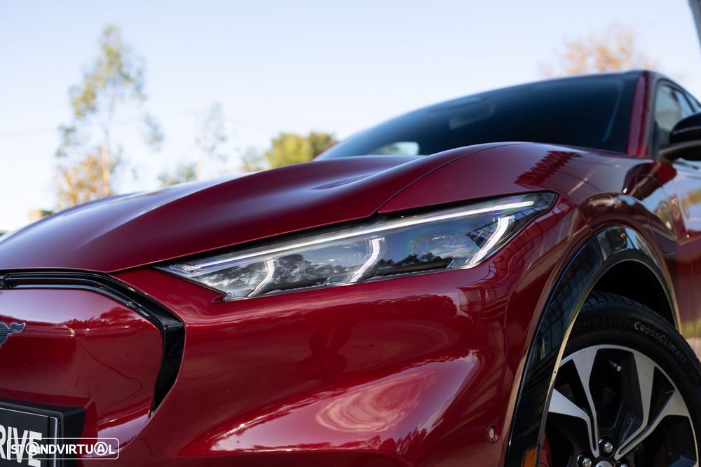 Ford Mustang Mach-E AWD PREMIUM - 8