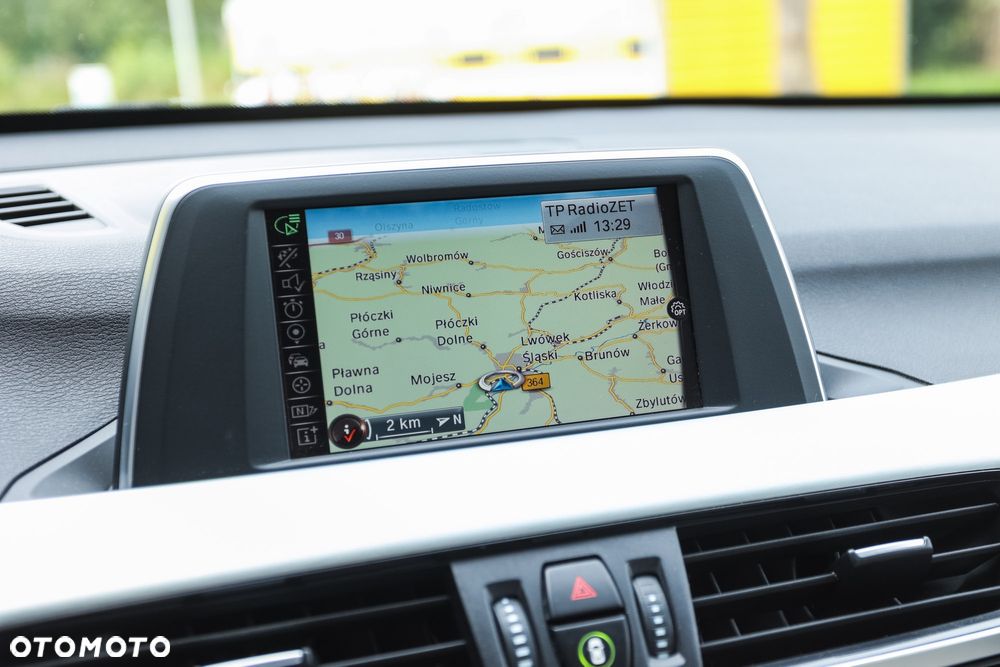 BMW X1 xDrive20i GPF Advantage sport - 30