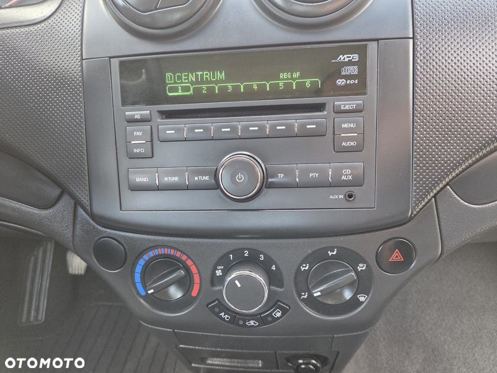 Chevrolet Aveo 1.2 16V LT - 33