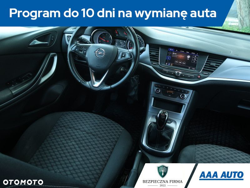 Opel Astra - 8