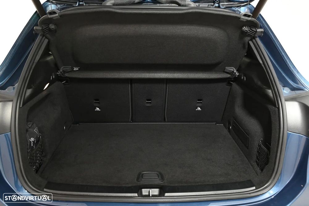 Mercedes-Benz GLA 200 AMG Line - 9