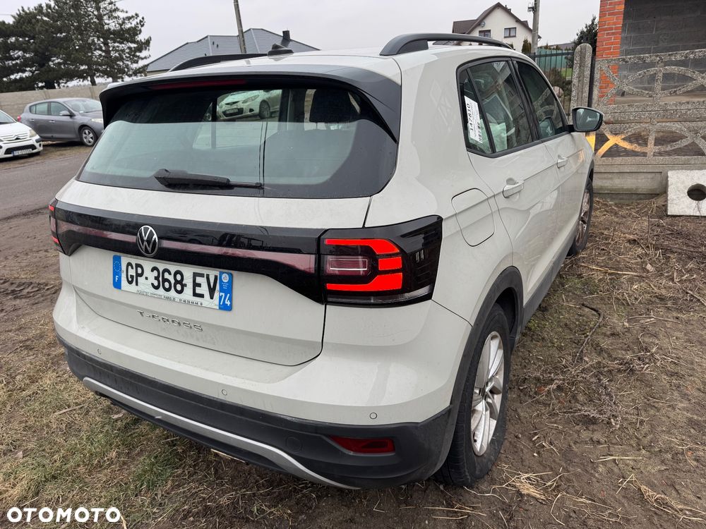 Volkswagen T-Cross - 15