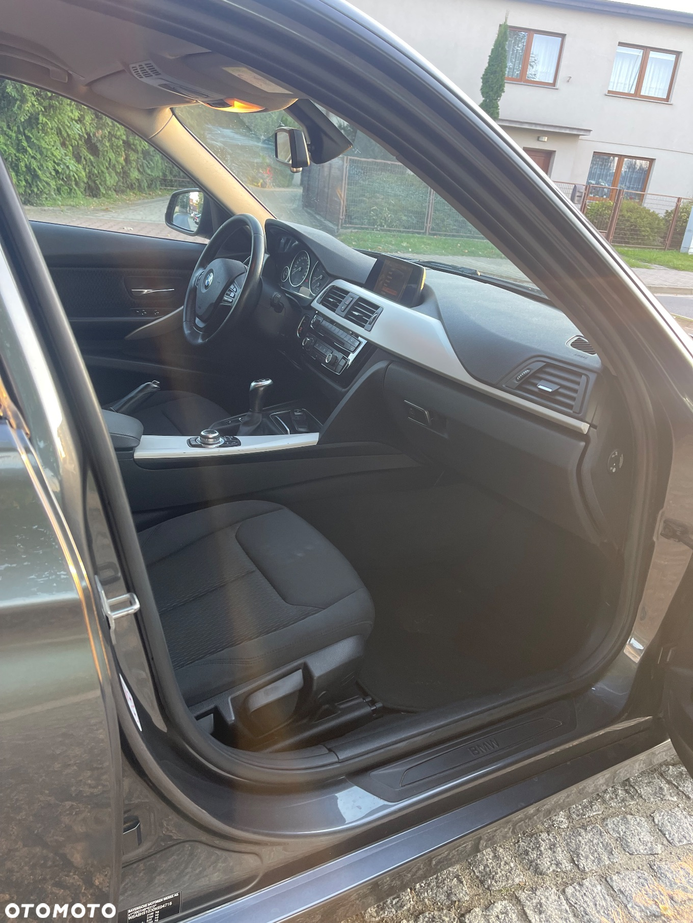 BMW Seria 3 - 12