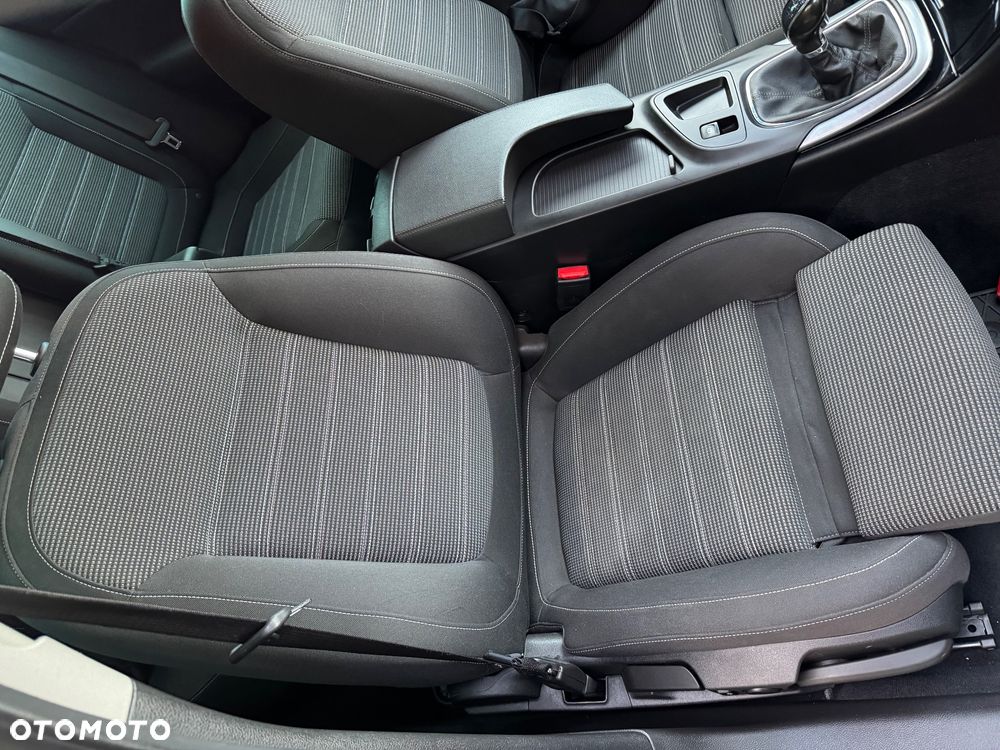 Opel Insignia 2.0 CDTI EcoFLEX S&S - 19