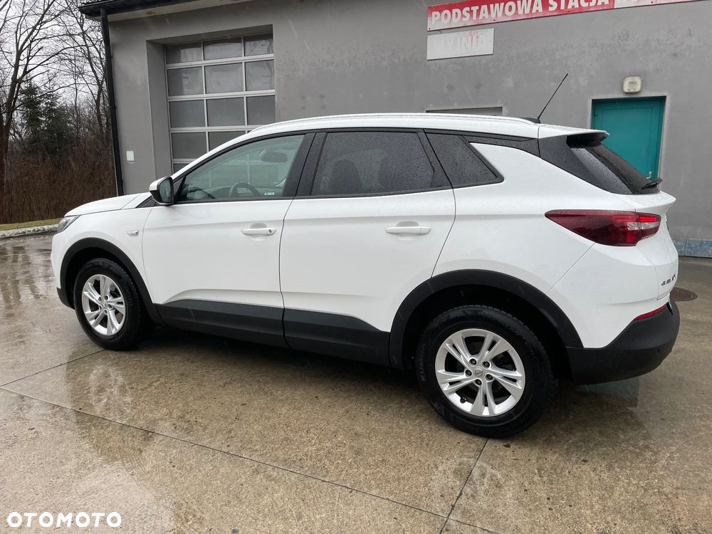 Opel Grandland X 1.2 Start/Stop 120 Jahre - 9