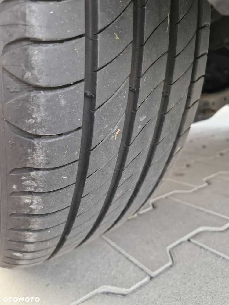 Volkswagen Golf - 12