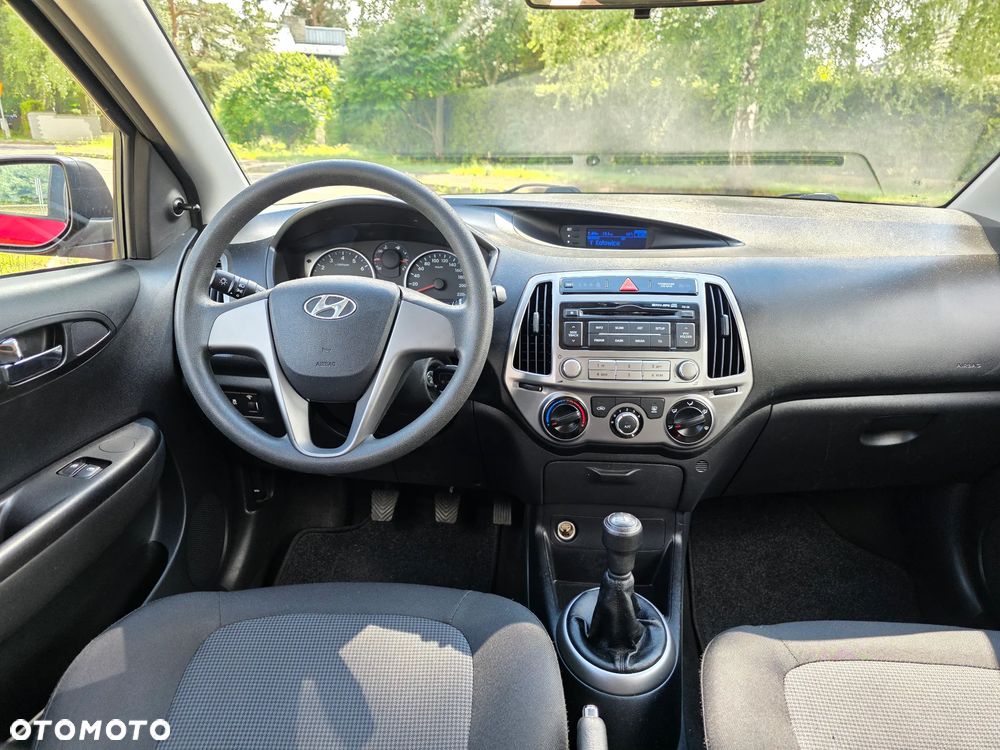 Hyundai i20 1.2 Trend - 10