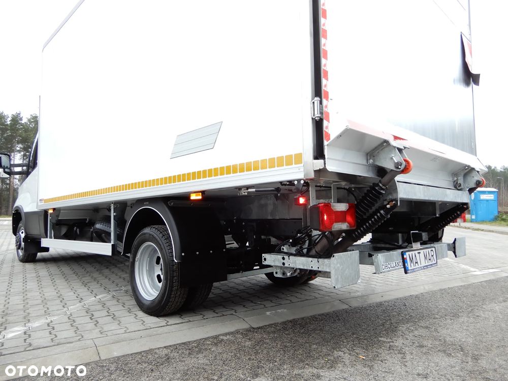 Iveco DAILY 50C18 Chłodnia -20*C+30*C WINDA ZAŁADOWCZA 1000 Kg Udźwigu DHOLLANDIA Boczne Drzwi Agregat Zasilany Na Postoju V230  Funkcja Grzania WZMACNIANY Rozstaw Osi 4100 mm Stan Auta Jak Nowy POLECAM - 16