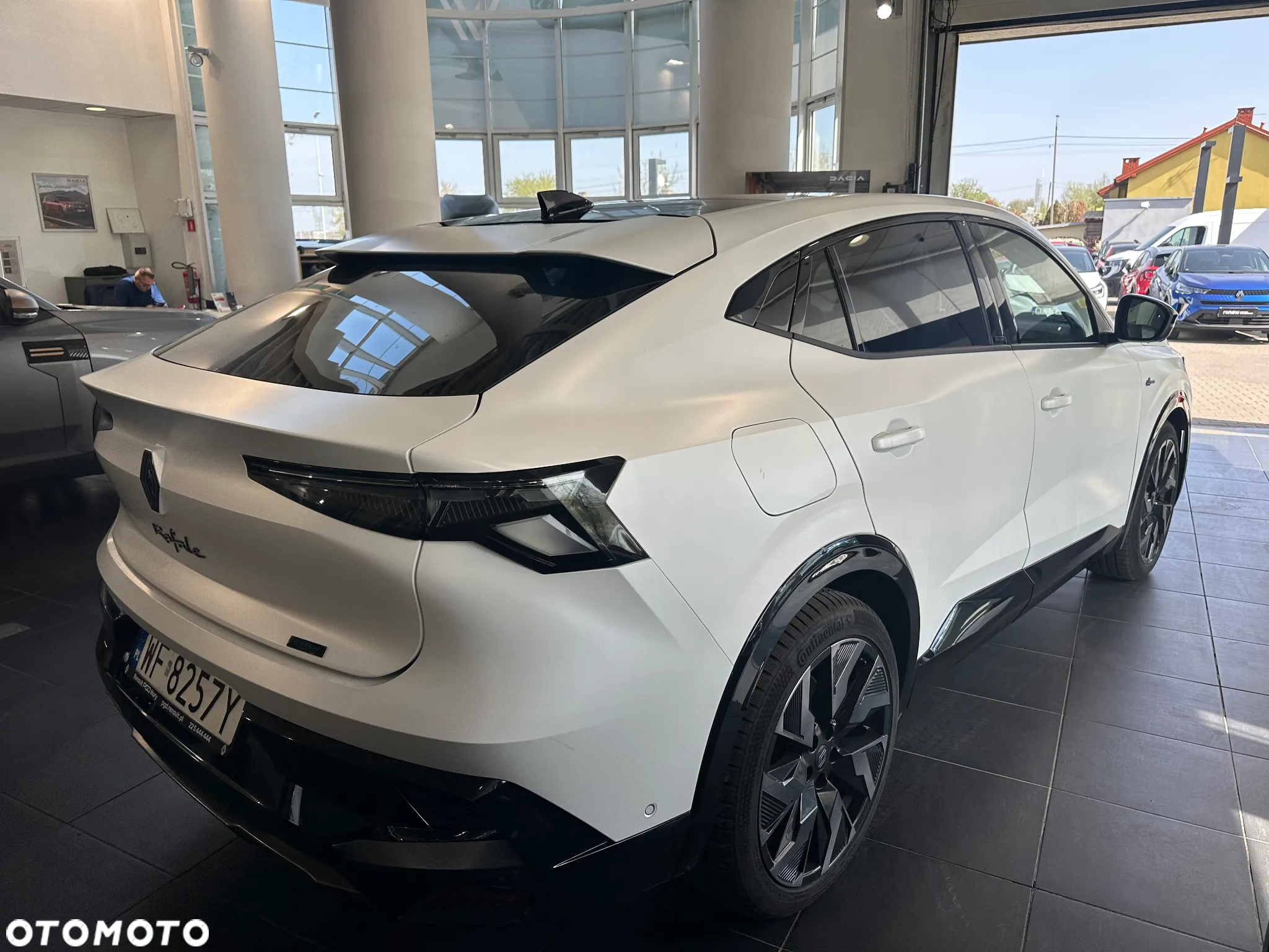 Renault Rafale 1.2 E-Tech Full Hybrid 200 esprit Alpine MMT - 6
