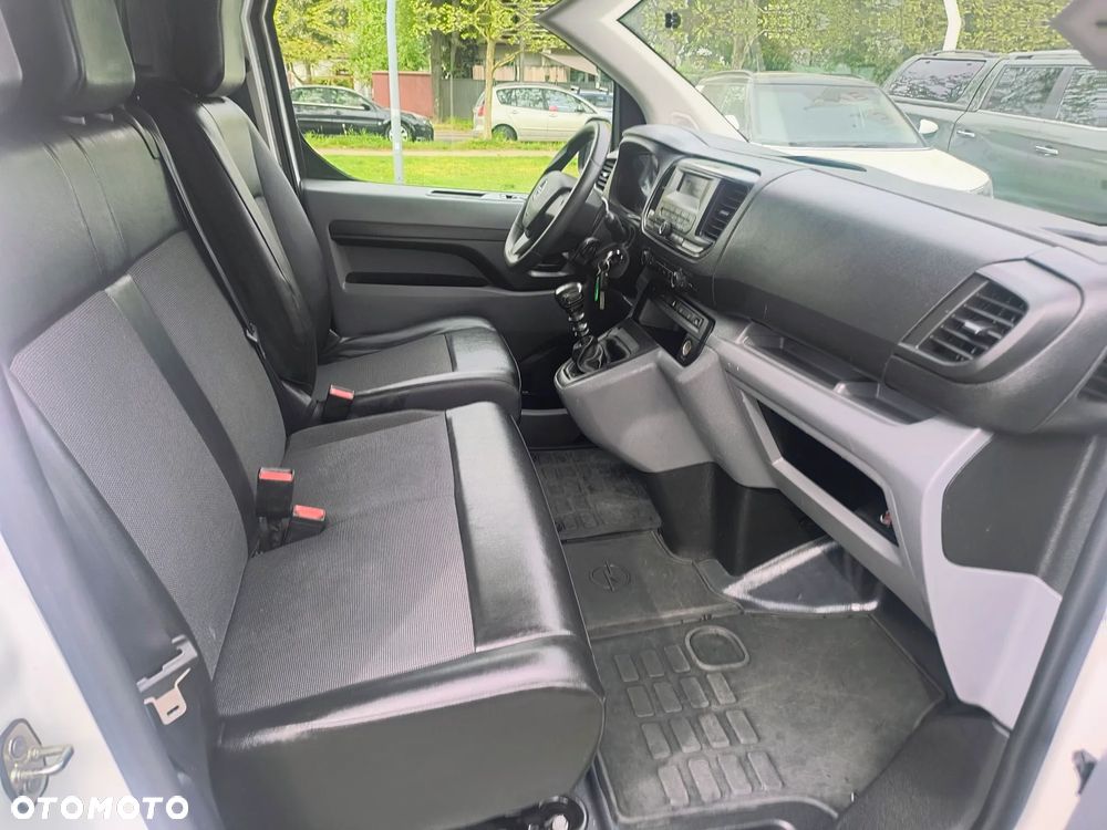 Opel VIVARO C - 11