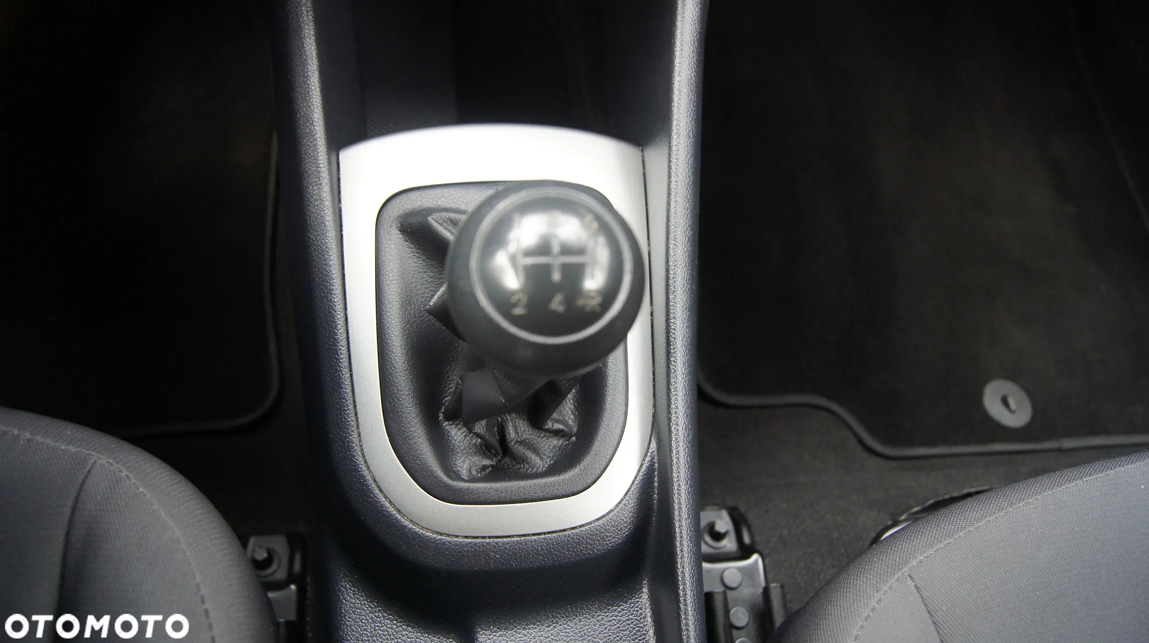 Kia Rio 1.2 Dream-Team Edition - 19