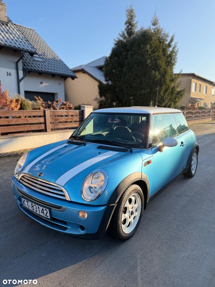 MINI Cooper Seven - 2