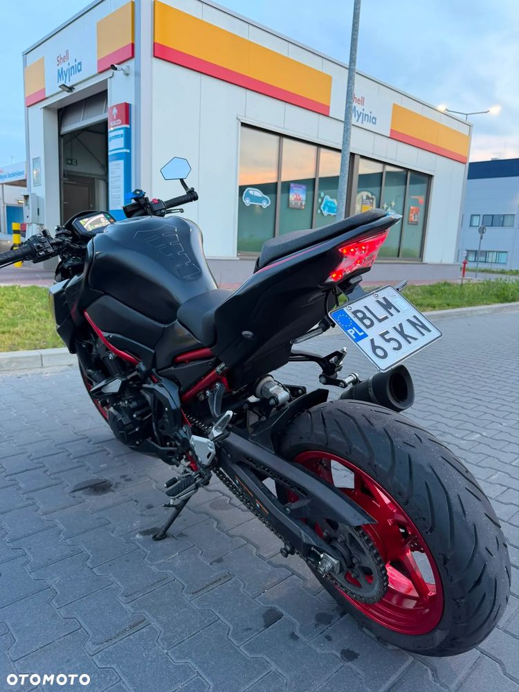 Kawasaki Z 900 - 7