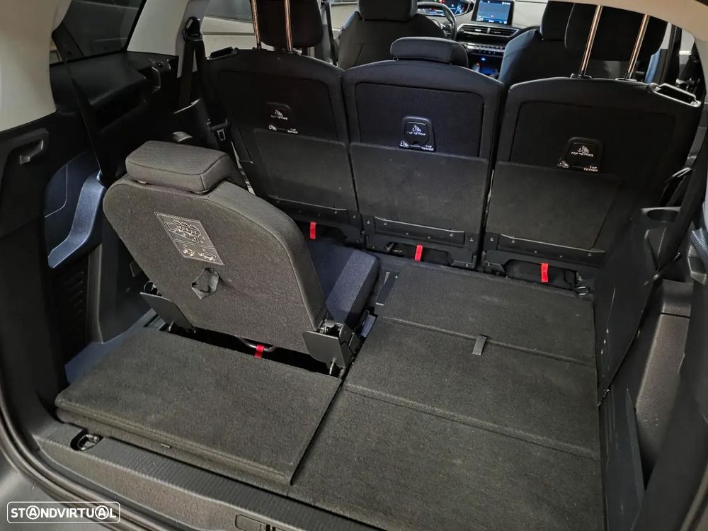 Peugeot 5008 BlueHDI 120 EAT6 Active - 32