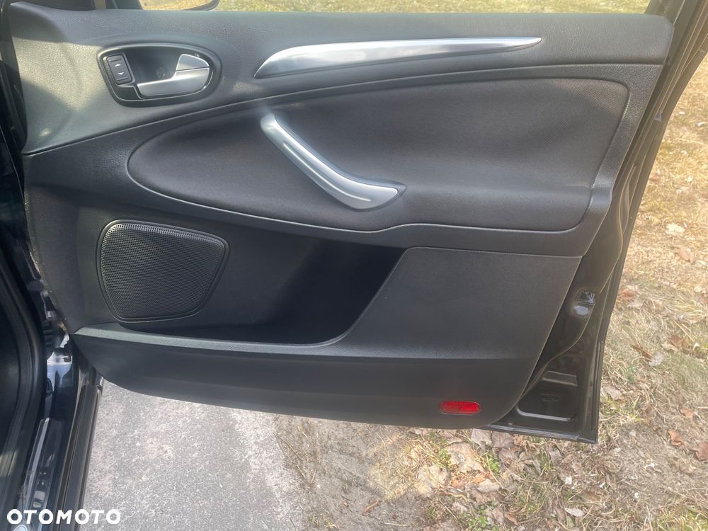 Ford S-Max 2.0 TDCi DPF Business Edition - 27