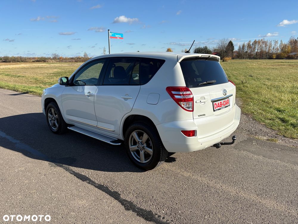 Toyota RAV4 2.2 D-4D 4x2 Sol - 3