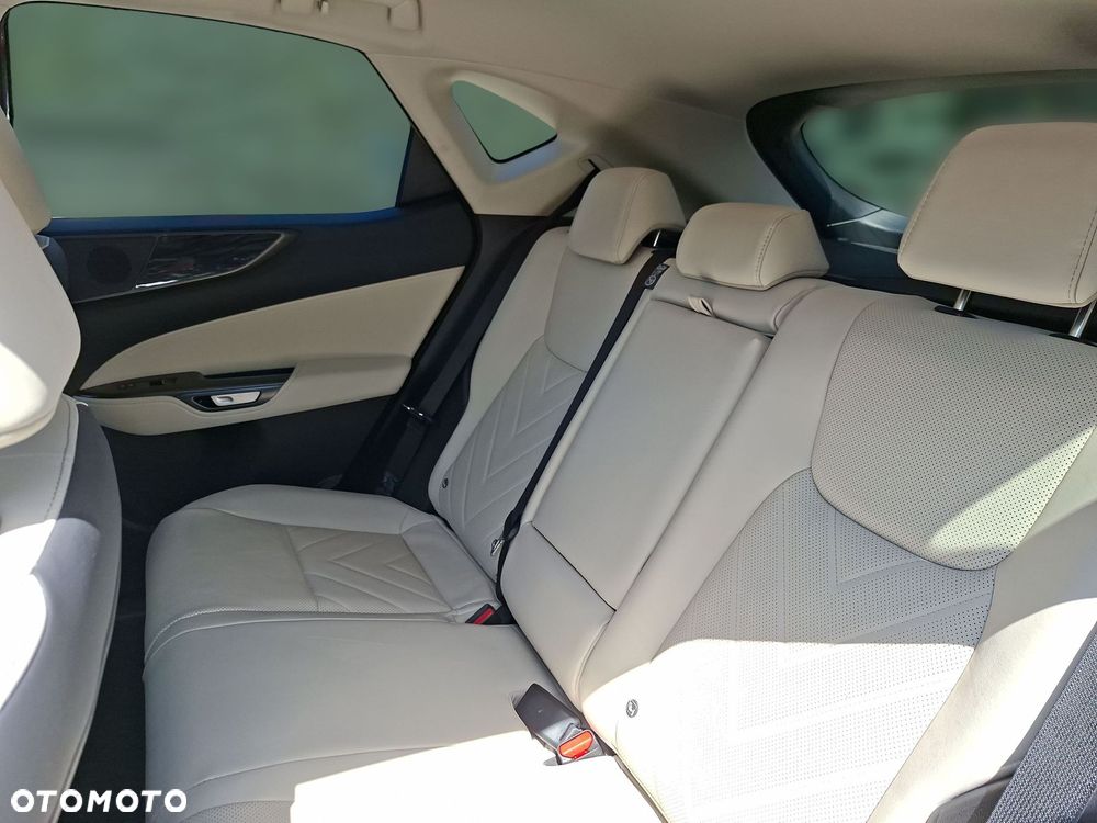 Lexus NX - 11