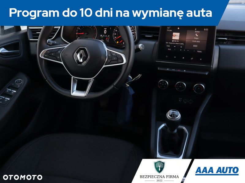 Renault Clio - 8