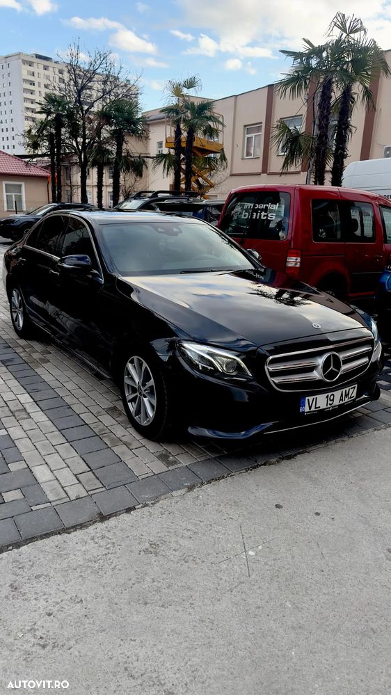 Mercedes-Benz E 220 d 4MATIC 9G-TRONIC Avantgarde - 7
