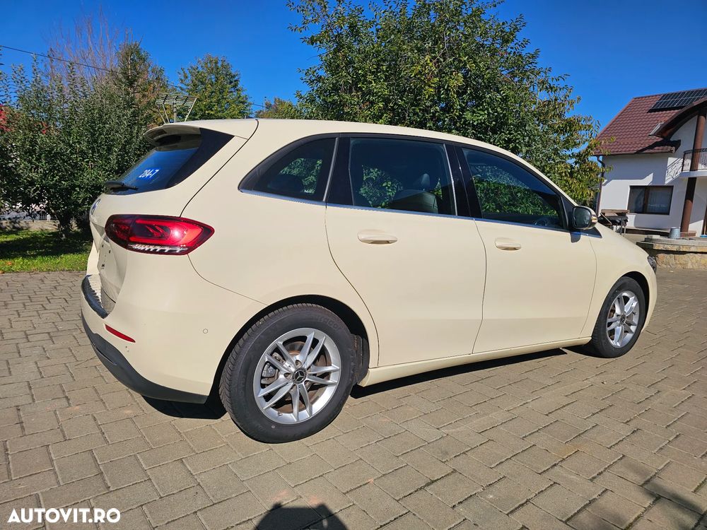 Mercedes-Benz B 180 - 5