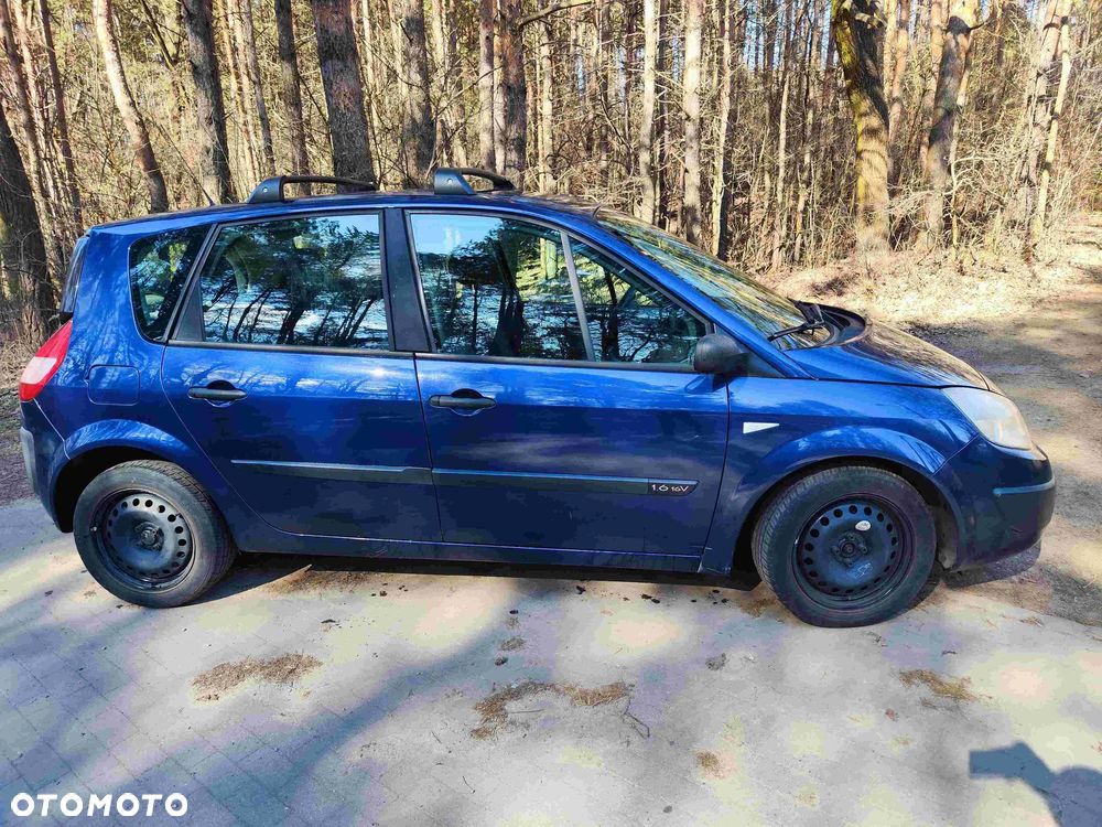 Renault Megane 1.6 Confort Dynamique - 4